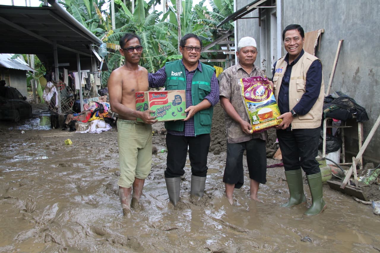 Direksi BTN dan BSN Menyapa Langsung Korban Terdampak Banjir di Aceh