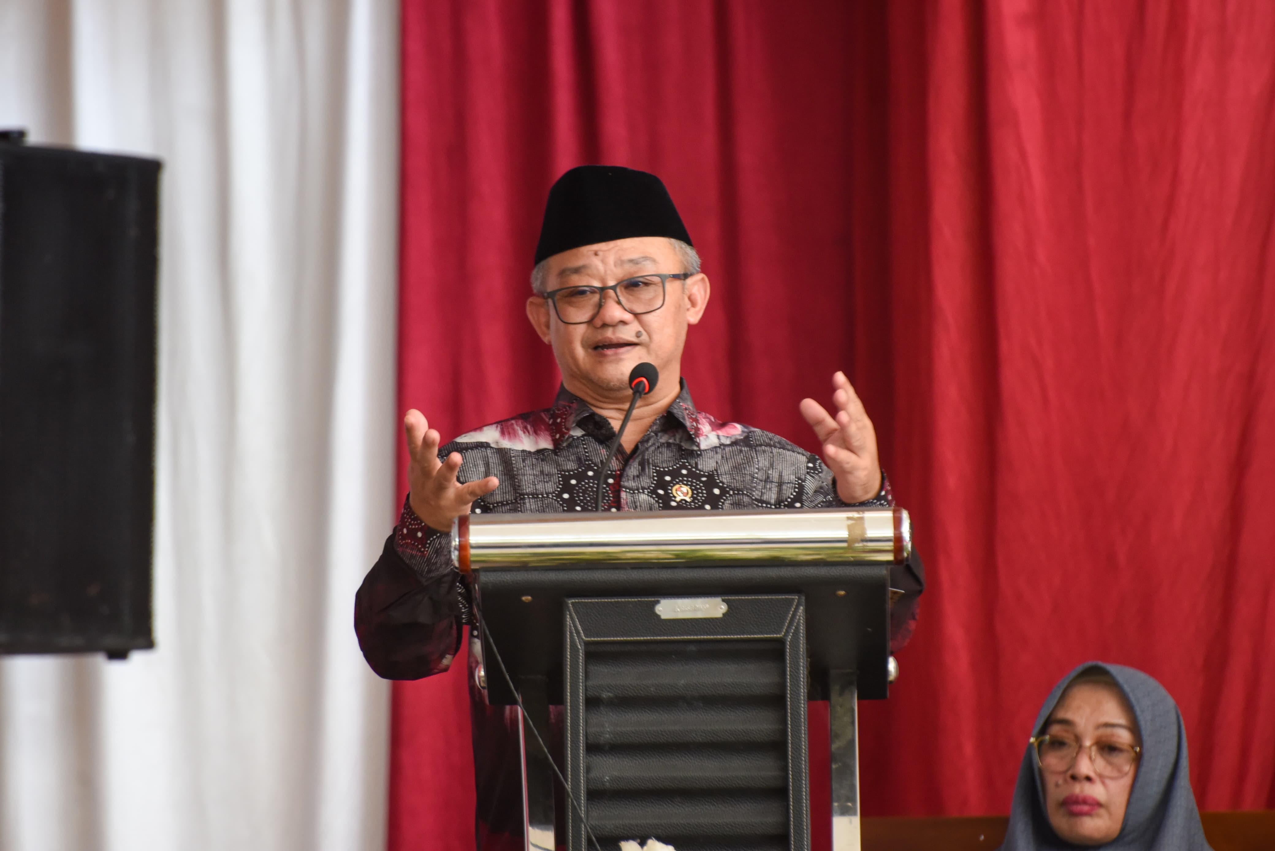 Hari Pertama Sekolah, Mendikdasmen Imbau Orangtua Antar Anak Menuju Momen MPLS 2025