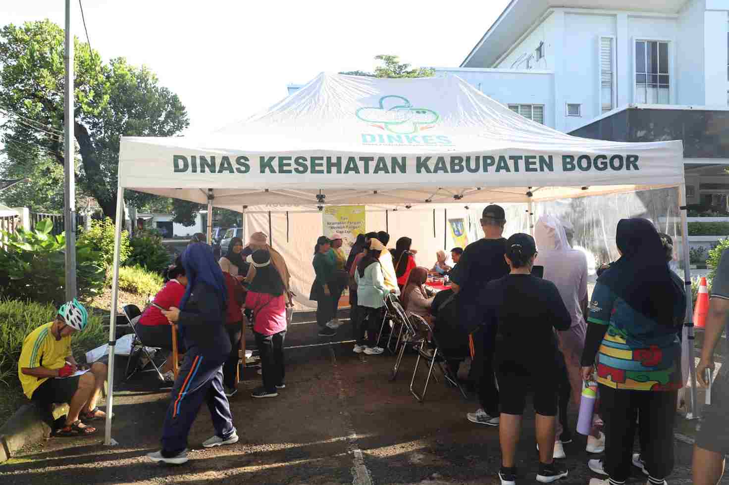 Cek Kesehatan Gratis di CFD Bogor, Masyarakat Ramai Datangi Stand Dinkes