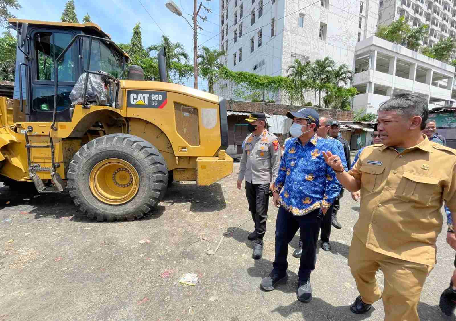 Wakil Wali Kota Depok Cek TPS Kemiri Muka, DLHK Diinstruksikan Angkut Sampah Total