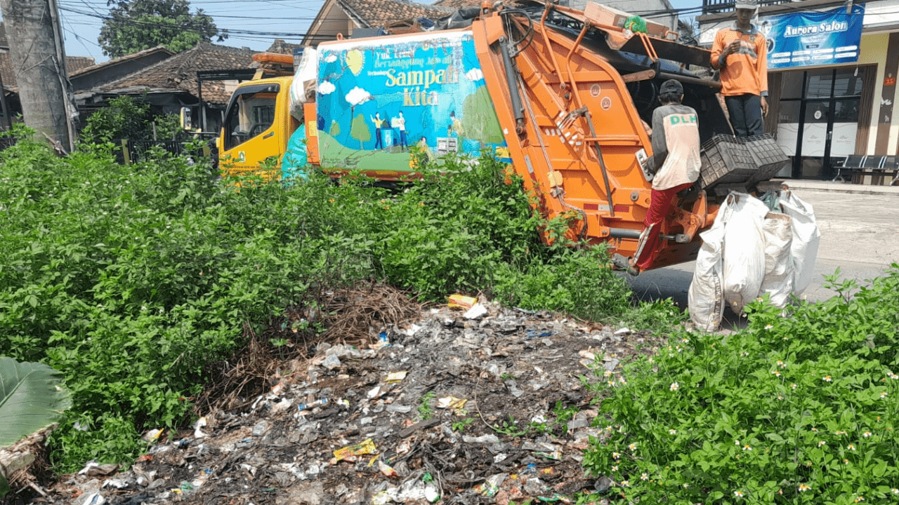 Pemkab Bogor Gelar Operasi Sampah Liar di Cigudeg dan Tenjo dalam Rangka Menjaga Lingkungan Bersih dan Sehat
