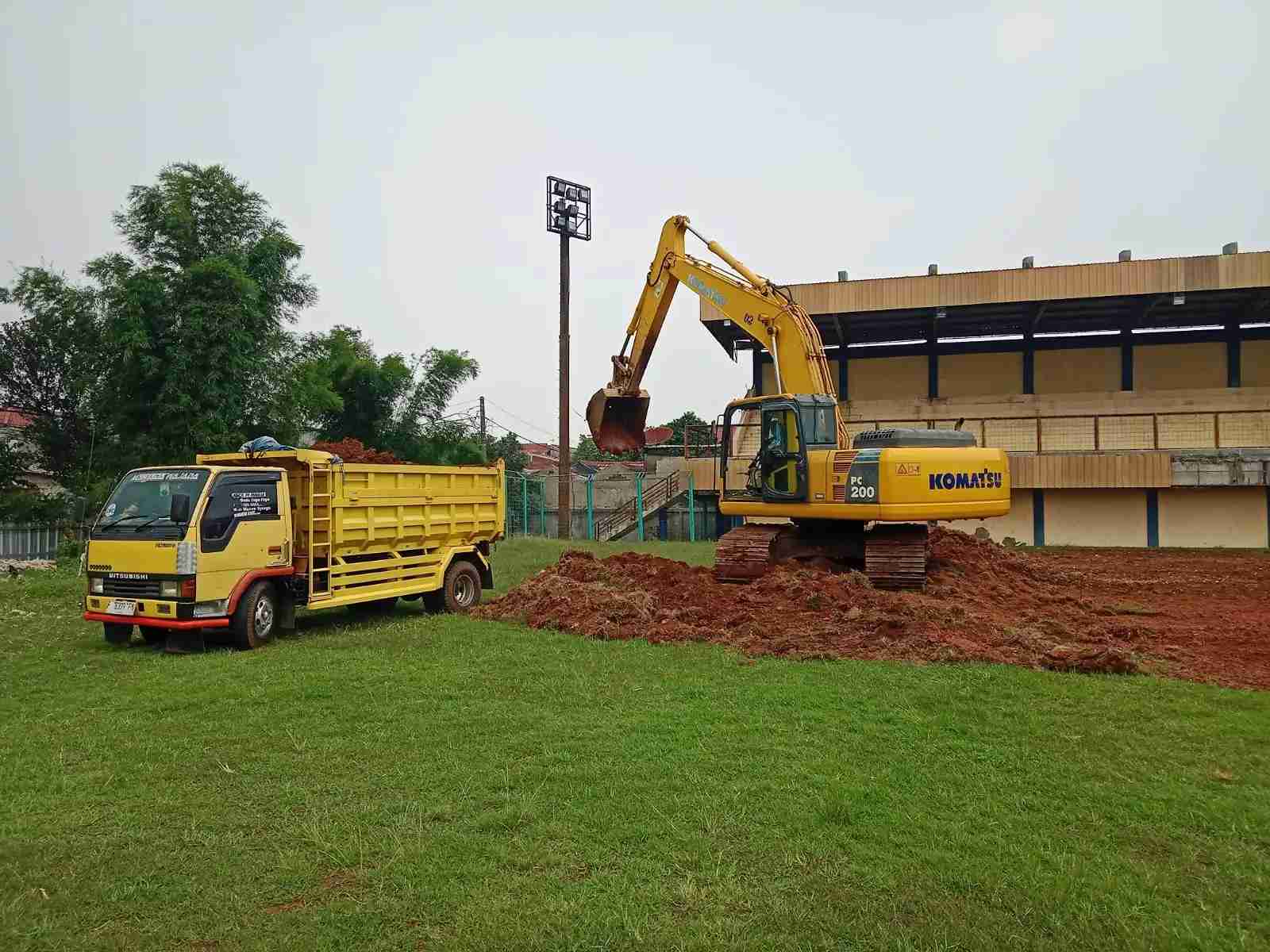 Stadion Mahakam Depok Diperbarui, Rumput Sintetis Berstandar FIFA Dipasang