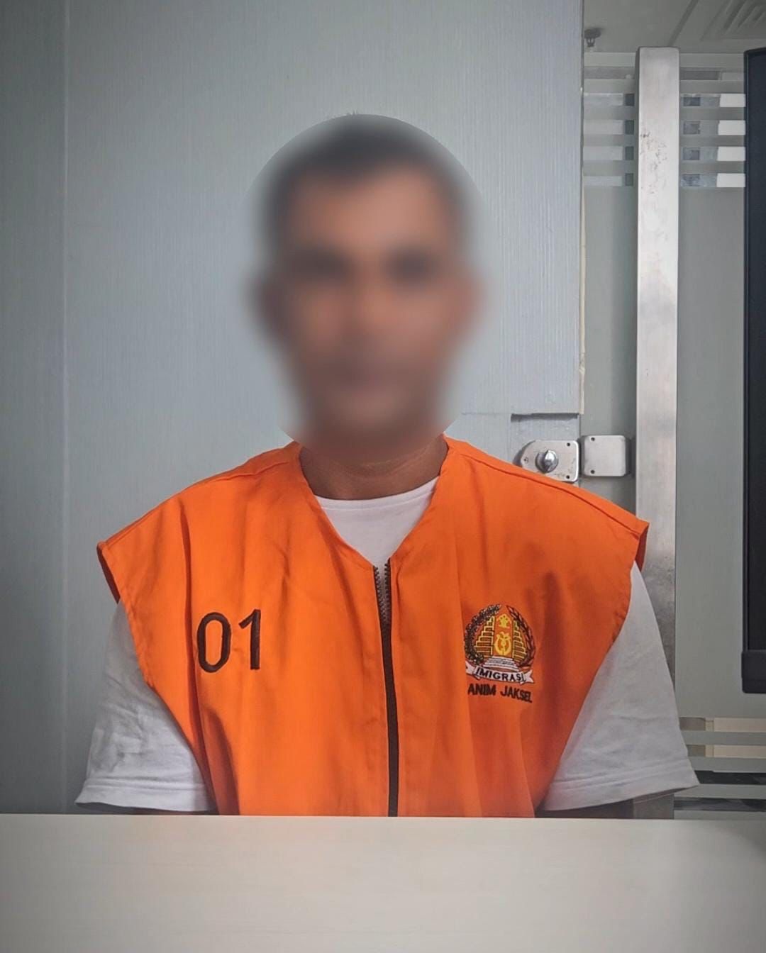 Masuk Tanpa Izin Lewat Jalur Laut, WNA Asal Bangladesh Diamankan Imigrasi Jaksel