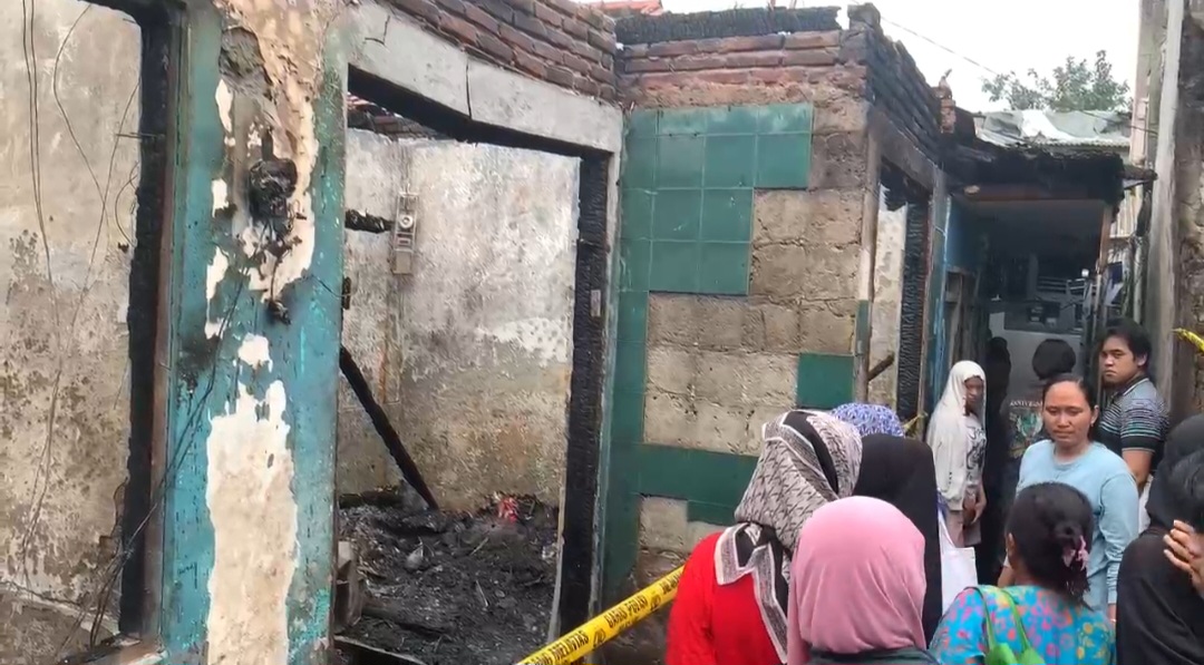 Kebakaran Hebat di Tebet, 1 Wanita Meninggal Dunia