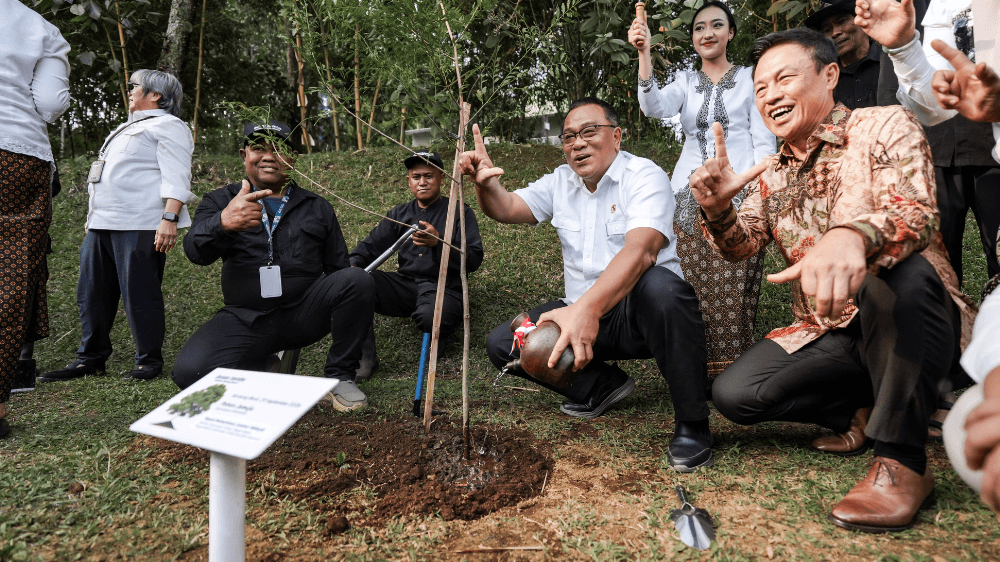 Menteri LH Soroti Ekowisata, EIGER Nature di Bogor Dorong Wisata Sambil Pulihkan Alam