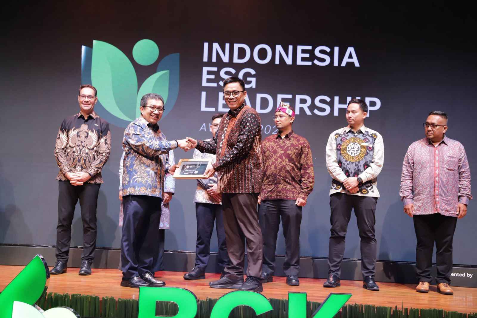 BNI Raih Penghargaan Leadership AA di Indonesia ESG Leadership Awards 2025