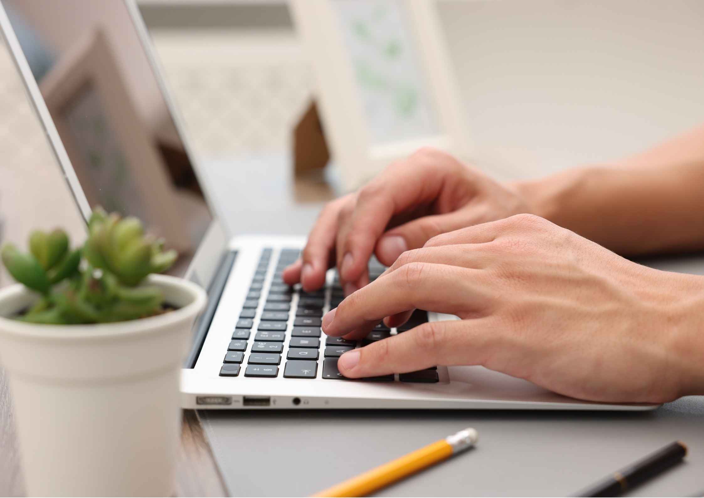 Teknik Copywriting untuk Bio Media Sosial: Bikin Orang Langsung Tertarik Follow!