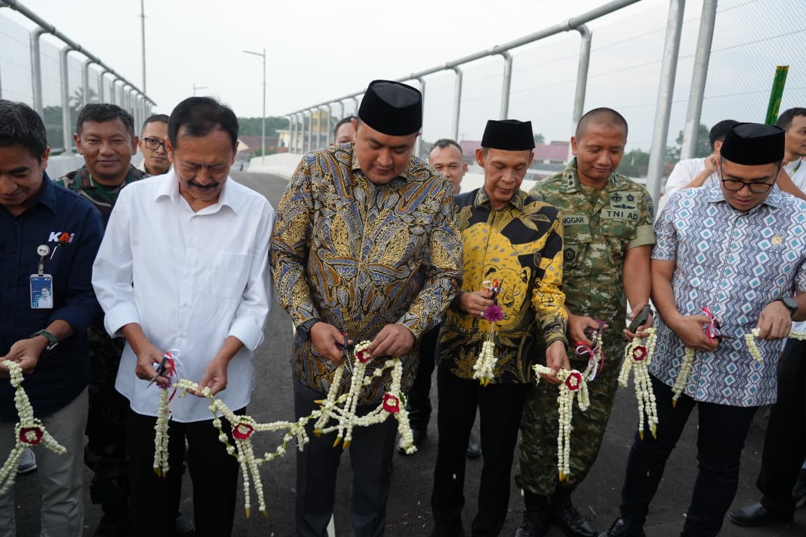 Bupati Bogor Resmikan Flyover Soebianto dan JPO Tenjo, Wujud Kolaborasi Pemerintah, BUMN, dan Swasta