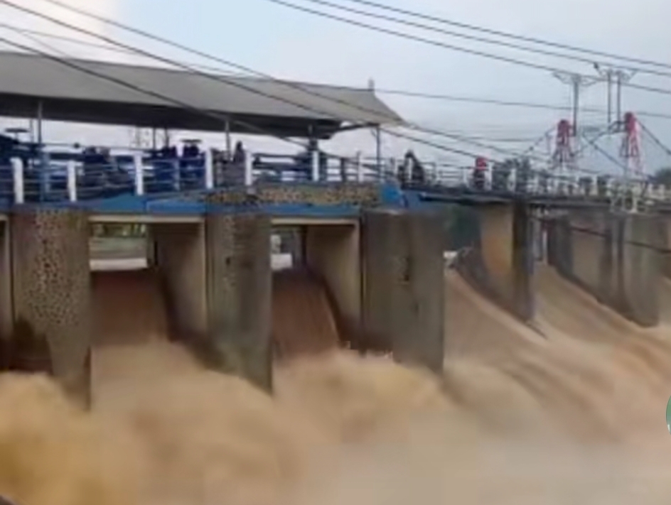 Katulampa Siaga III, Depok Siaga II, Jakarta Terancam Banjir Minggu 6 Juli 2025