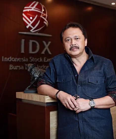 Netizen Minta Pemerintah dan DPR Copot Tito Sulistio dari Badan Supervisi OJK
