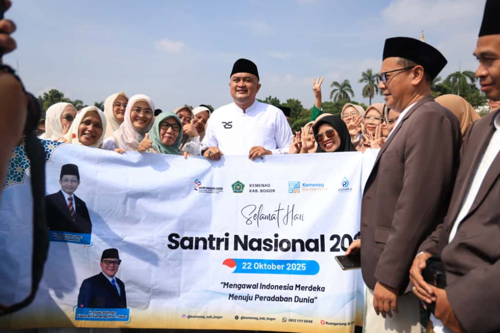 Bupati Bogor Sampaikan Pesan Menteri Agama: Santri Harus Berilmu, Berakhlak, dan Berdaya