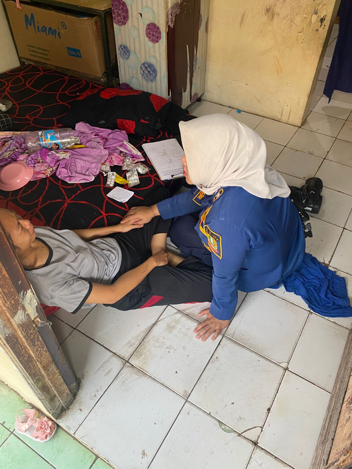 Prustasi Laporan Tidak Digubris Polisi, IRT Korban KDRT di Bekasi Lapor Damkar, Urungkan Niat Bunuh Diri