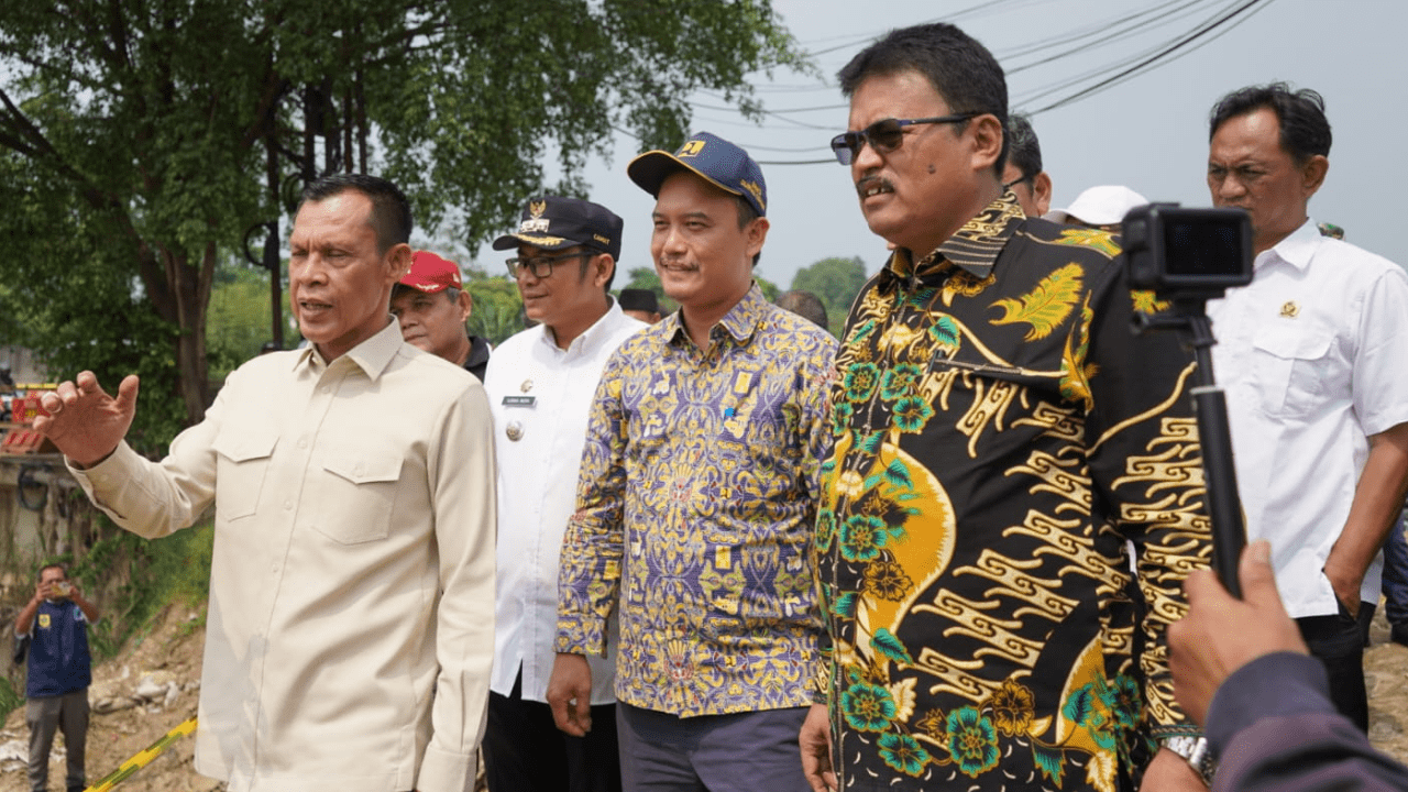 Wabup Bogor Tinjau Sungai Cileungsi dan Cikeas, Sebut Normalisasi Jadi Prioritas dalam Penanggulangan Bencana
