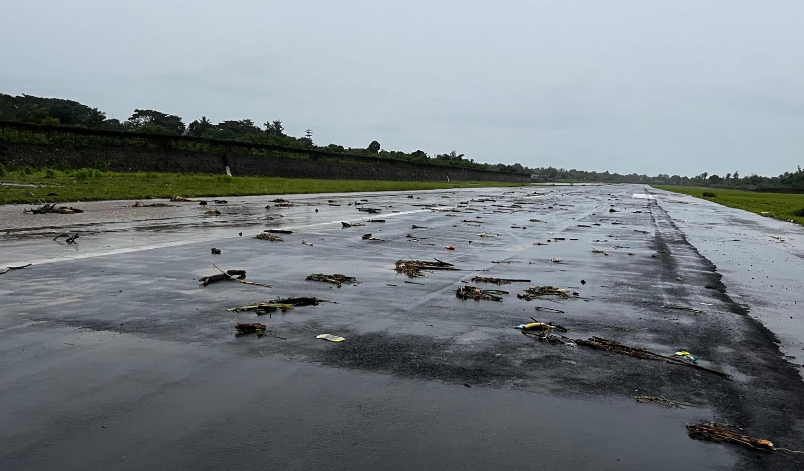 Bandar Udara Oesman Sadik di Malut Ditutup hingga Besok, Akibat Terdampak Banjir