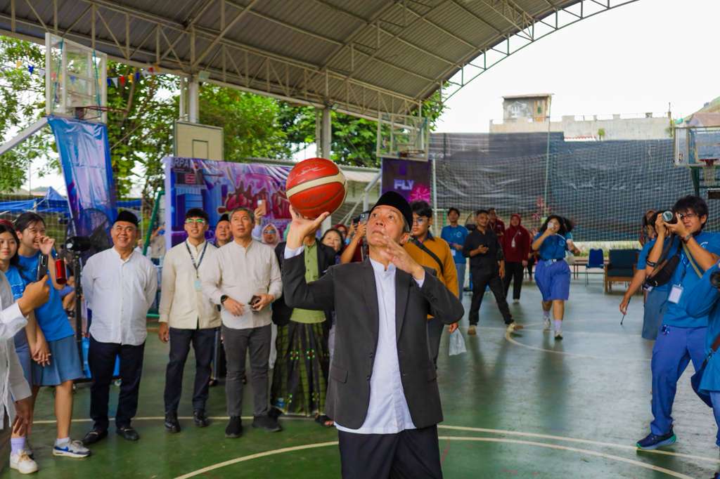 SPEAK 13 di SMA Kesatuan Bogor, Dedie Rachim Dorong Pelajar Bangun Networking