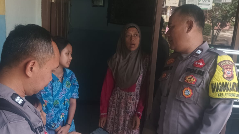Siswi SMA di Bogor Dijambret Saat Pergi Sekolah, Ponsel Raib hingga Luka akibat Terseret