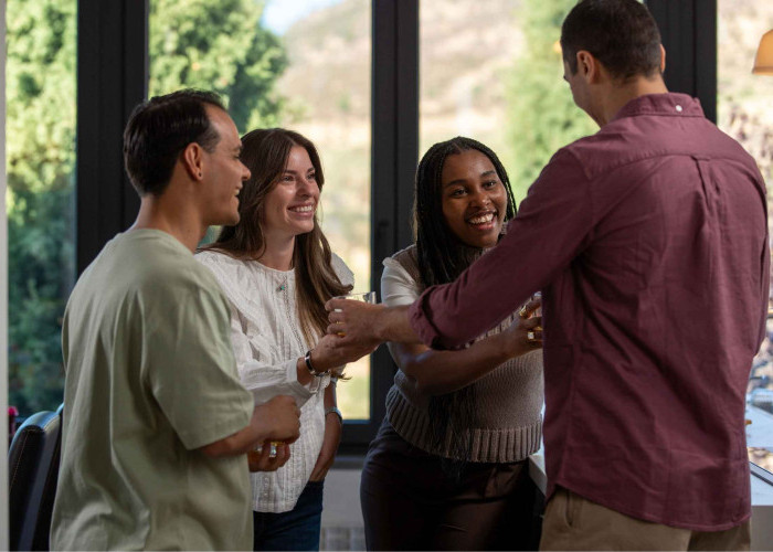 Sosialisasi: Kunci Hidup Lebih Seimbang dan Bahagia