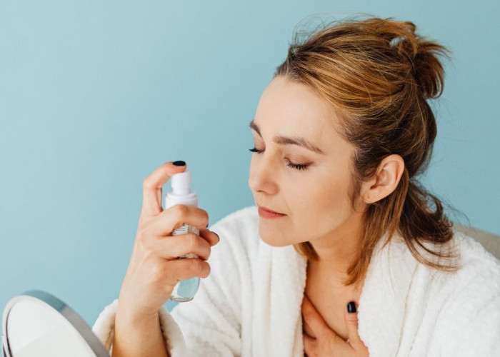 Hypochlorous Acid dalam Skincare: Manfaat, Cara Kerja, dan Kenapa Aman untuk Kulit Sensitif