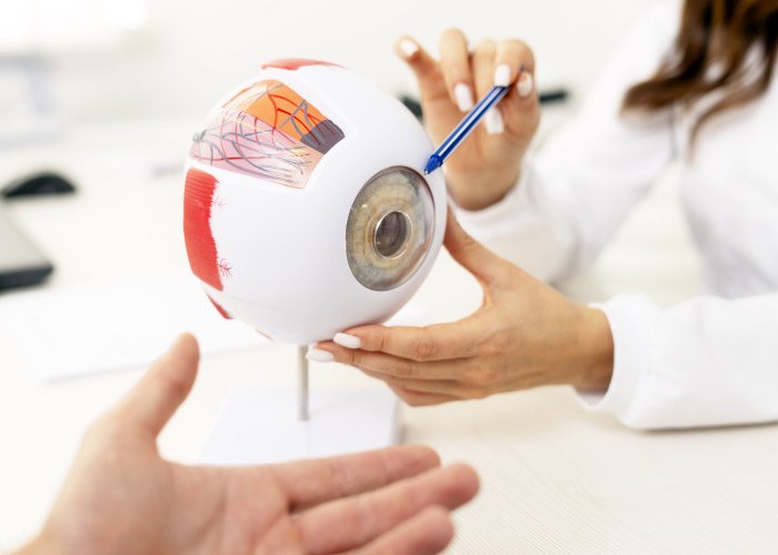 MINUS? Biaya LASIK Mata Kini Setara Harga Motor Baru, Ini Rinciannya