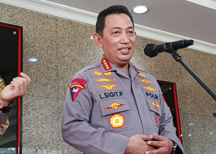 Kapolri Mutasi 702 Pati dan Pamen Polri, 3 Polwan Jadi Kapolres
