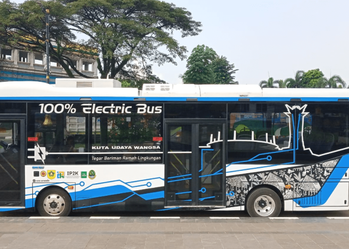 Pemkab Bogor Kembangkan Transportasi Listrik Terintegrasi dengan TransJakarta dan KRL