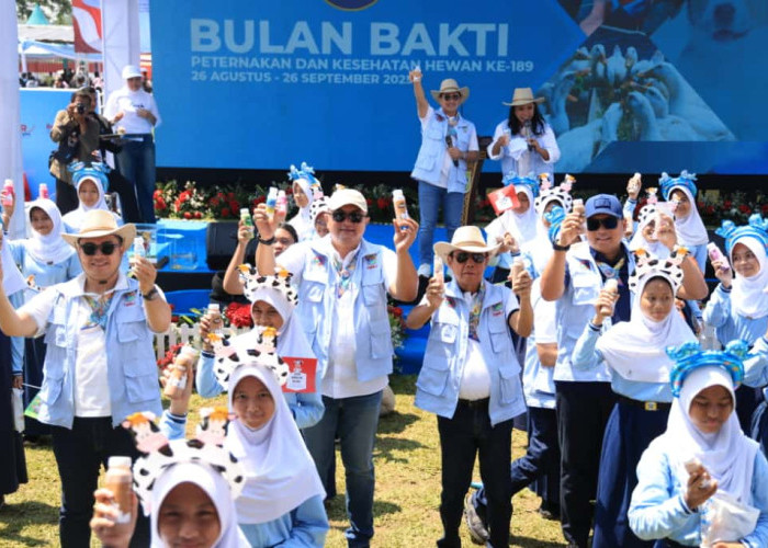 Gerakan Minum Susu dan Makan Telur-Ikan Dicanangkan di Puncak Bulan Bakti Peternakan
