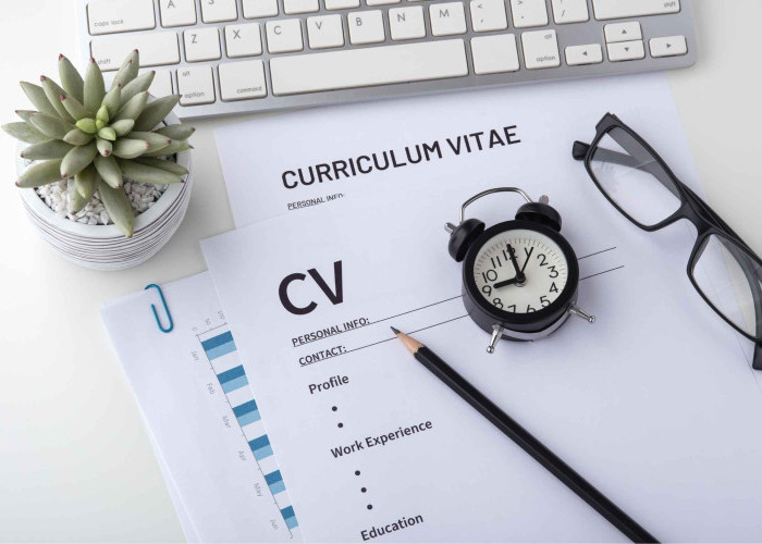 Bongkar Rahasia: Cara Upgrade CV Biar Gampang Lolos Screening HRD!