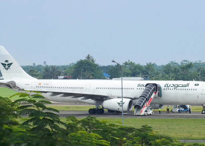 Lagi-lagi Ada Ancaman Bom, Pesawat Saudi Airlines Mendarat Darurat di Bandara Kualanamu