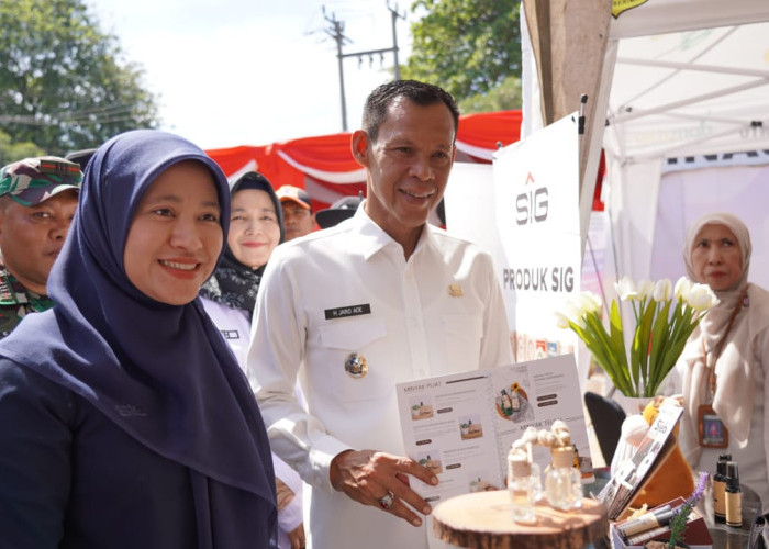 Sunat Massal hingga UMKM, Layanan Publik Hadir di Klapanunggal