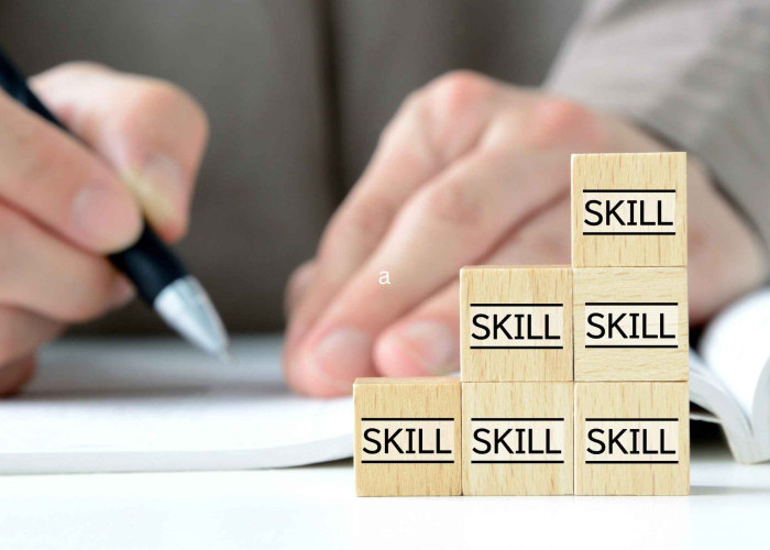 Investasi Terbaik Bukan Saham, Tapi Diri Sendiri! 5 Skill yang Wajib Kamu Asah