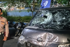 Mobil Pikap Diamuk Massa Usai Diduga Tabrak Lari Pemotor di Sentul, Spoir Ngaku Takut dan Panik