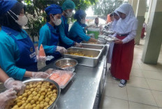 Dibanding Pakai Ompreng, Siswa SD di Bogor Lebih Suka Sistem Prasmanan Program Makan Bergizi Gratis