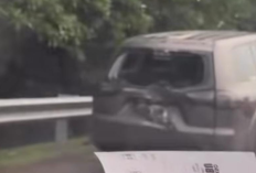 Pajero Sport Tabrak Pembatas Tol Jagorawi, Diduga Sopir Mengantuk
