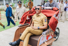 160 Becak Listrik Dibagikan di Bogor, Pengayuh Lansia Tak Lagi Perlu Kayuh Manual
