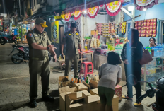 Satpol PP Kabupaten Bogor Amankan 1.482 Botol Miras di Terminal Cibinong